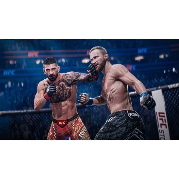 EA SPORTS UFC 6  PS5-spil