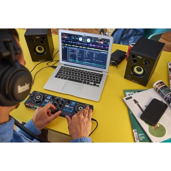 Hercules DJMonitor 32 - 2 x 15 W aktiva övervakningshögtalare