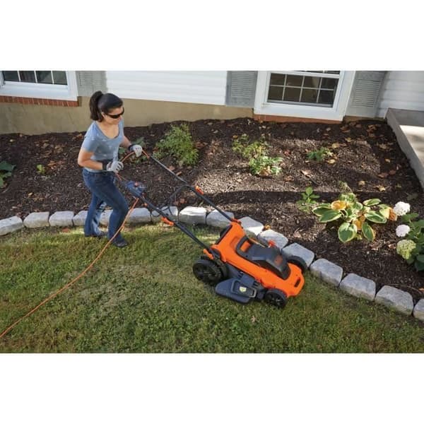 BLACK & DECKER Elektrisk gräsklippare 48cm 2000W Mulching