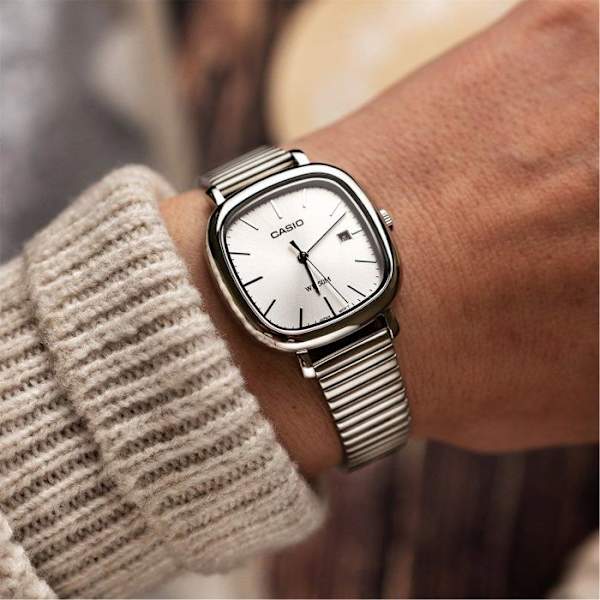 Klocka - CASIO - LTP-B166D - Dam - Vit - Kvarts - Analog