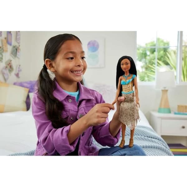 Disney Princess - Pocahontas Doll 29cm - skyltdockor dockor - 3 år och +