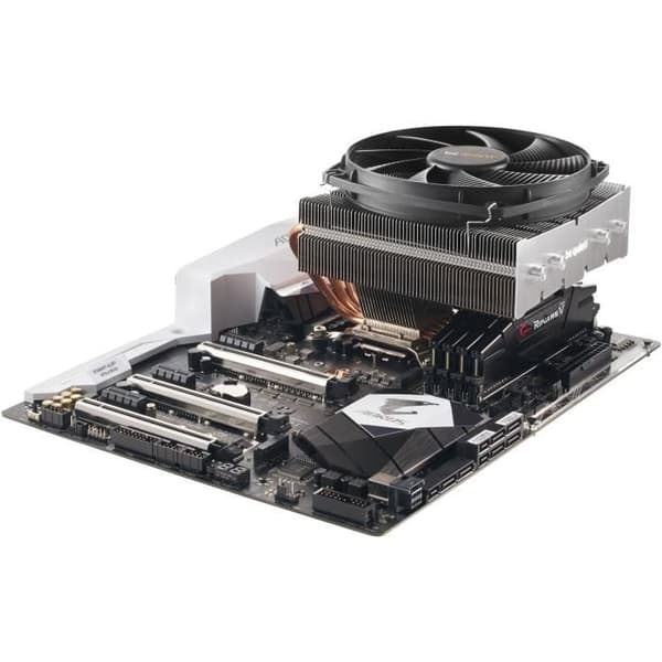 VAR TYST! - Shadow Rock TF 2 - CPU-kylare - BK003