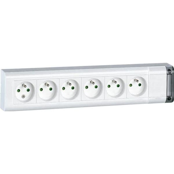 LEGRAND Fixerbart block med flera socklar utan sladd 6P
