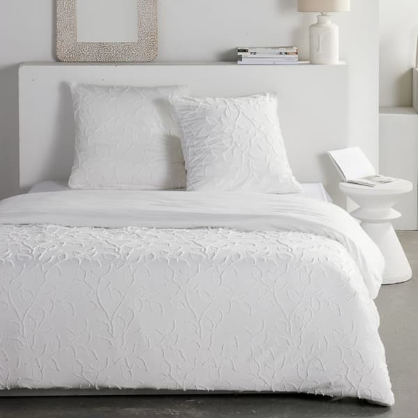 Bäddset - TODAY - Essential - 2 personer - 220 x 240 cm - Vit blommig tuftad effekt