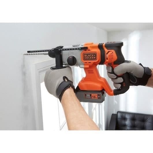BLACK+DECKER BCD900M1K 18V Sladdlös SDS-plus Slagborrmaskin - 4Ah Li-jon
