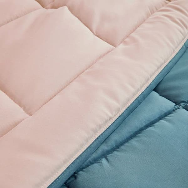HUDSON Lightweight Microfiber Duvet 200g / m² 220x240cm Galet & Lac
