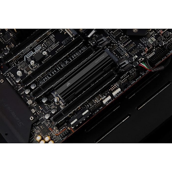 Corsair Disc SSD MP600 Pro LPX - 1TB M.2 NVME PCIe Gen. 4 x4 - Optimerad för PS5 (CSSD -F1000GBMP600PLP)