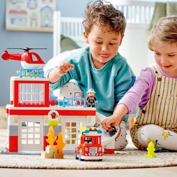LEGO 10970 DUPLO brandstation och helikopter, med Push &amp; Go Truck Toy, för barn från 2 år och uppåt