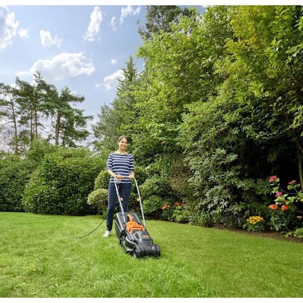 BLACK & DECKER Gräsklippare 32cm - 1000W BEMW351