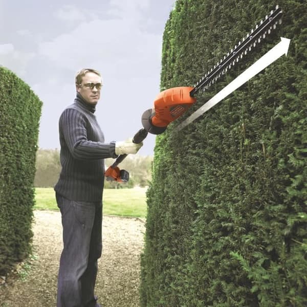 Black+Decker Long-Range Hedge 43 cm 18V 2 AH GTC1843L20-QW-formade blad i diamanter