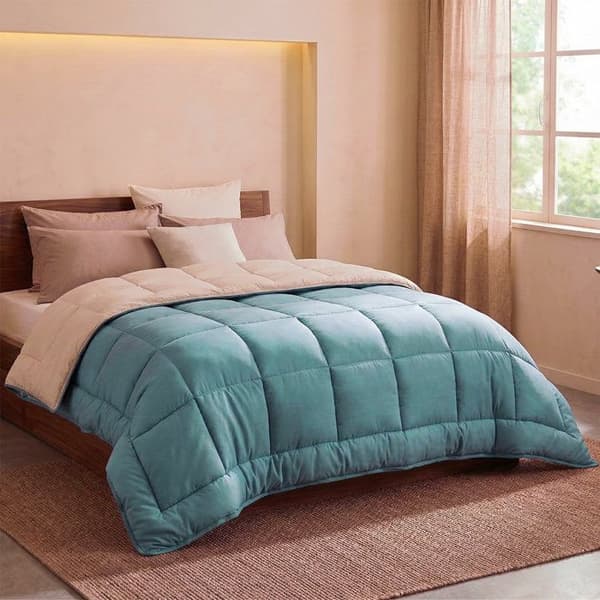 HUDSON Lightweight Microfiber Duvet 200g / m² 240x260cm Galet & Lac