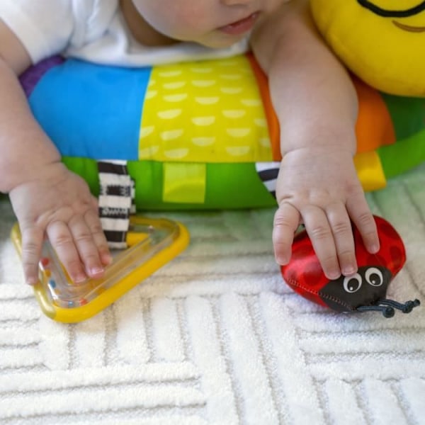 Multisensorisk aktivitetskudde för lek i magen - BABY EINSTEIN - Cal-a-Pillow - Barn från 0 månader och uppåt