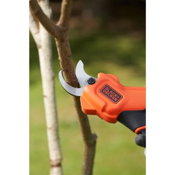 BLACK+DECKER beskärningssax - 18V 2Ah litiumbatteri - Klippkapacitet 25 mm - Säkerhetsutlösare