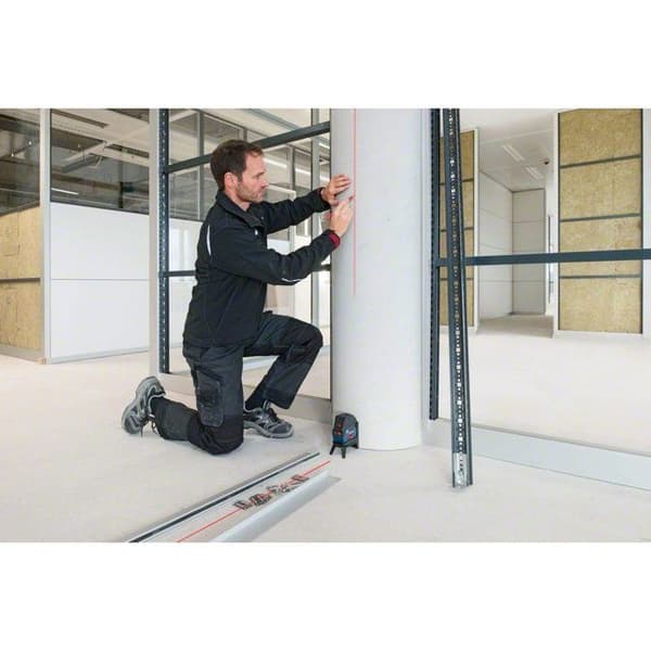 Lasernivå - BOSCH PROFESSIONAL - GCL 2-50 - 2 linjer - Räckvidd 50 m - IP54-skyddad