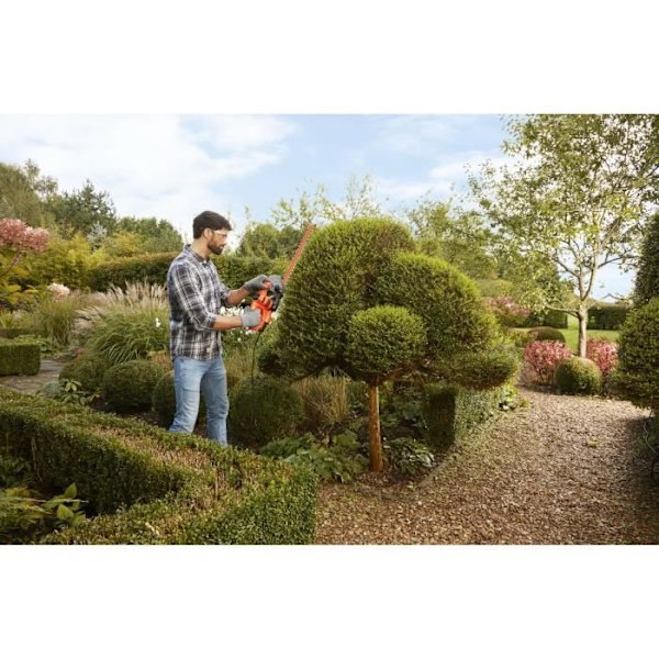 BLACK & DECKER Hedge Trimmer 45cm 420W BEHT201