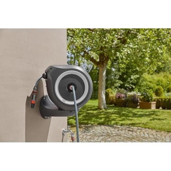 GARDENA Väggmonterad automatisk slangrulle RollUp M 20 m med vit kant