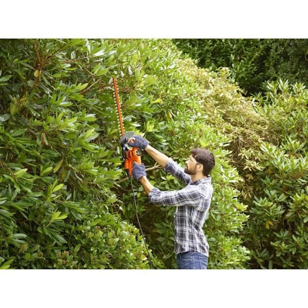BLACK & DECKER Hedge Trimmer 45cm 420W BEHT201