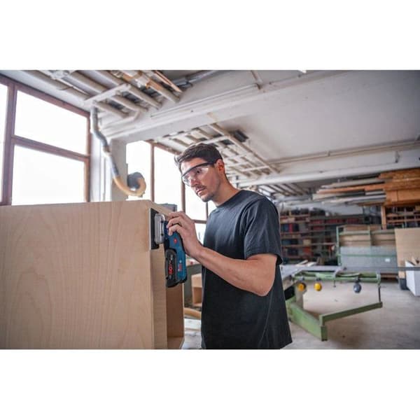 Vibrerande slipmaskin Bosch Professionak GSS 18V (utan batteri)