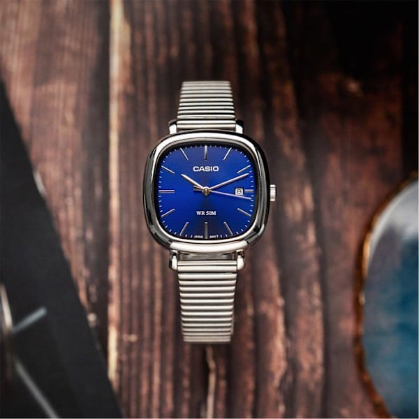 Klocka - CASIO - LTP-B166D - Dam - Blå - Kvarts - Analog