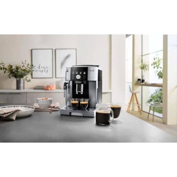 Delonghi Shredder Espresso Machine - Magnifica S Smart - Rostfritt stål