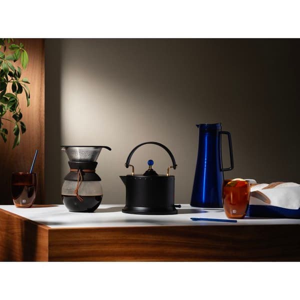 Isolerad karaff - BODUM - Bistro - 1,1 L - Håller drycker varma i 25 timmar - Transparent blå