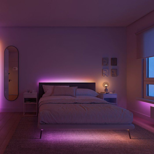 Philips Hue Essential LED-remsa - 5m - Röststyrning