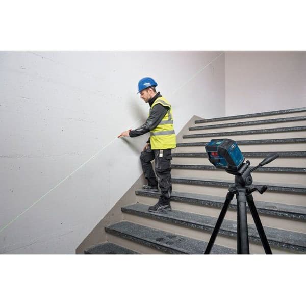 BOSCH GLL 20-22 G linjelaser + BA 3,7V 3,0Ah batteri i låda