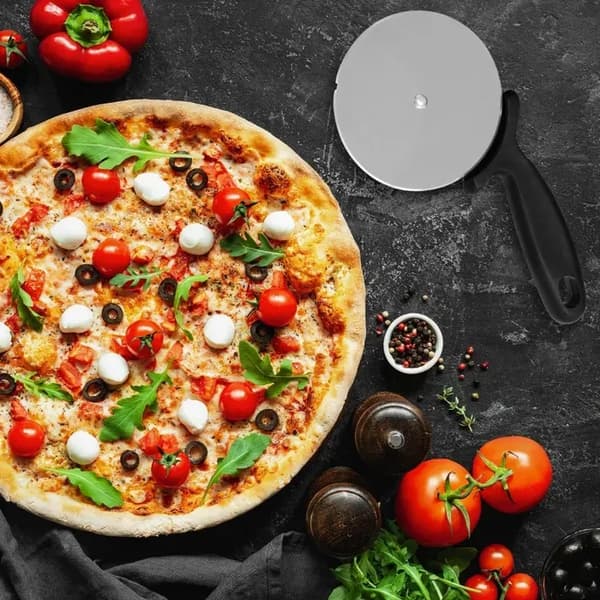 Pizzatallrik och hjulsats - FACKELMANN PROFESIONAL