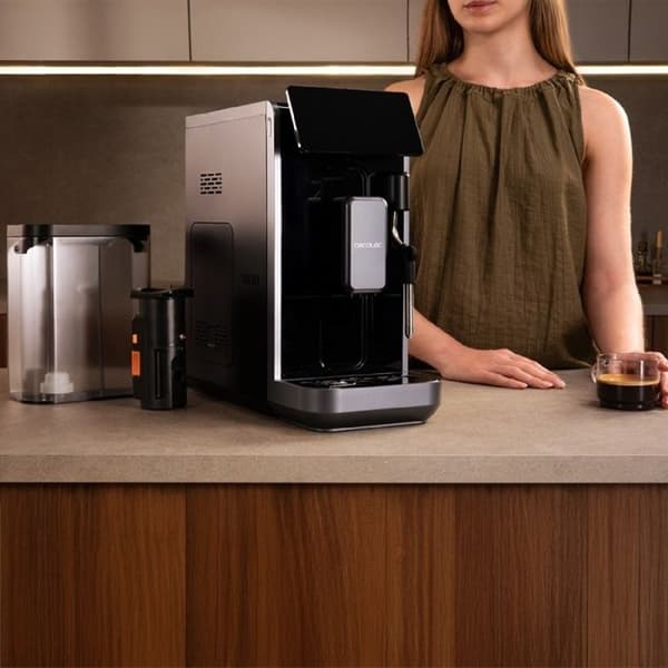 Espressomaskin med kvarn - CECOTEC - CremaetLungoSteam - 19 barer - 280 g - 2 L - 5 drycker - Svart