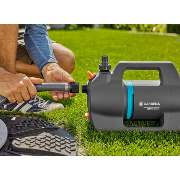 GARDENA 5000 Silent Bevattningspump Kit - Med Sugutrustning - Tyst - Hög Prestanda