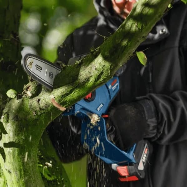 BOSCH GKE 18V-20 Professionell Batteridriven Sektionssåg