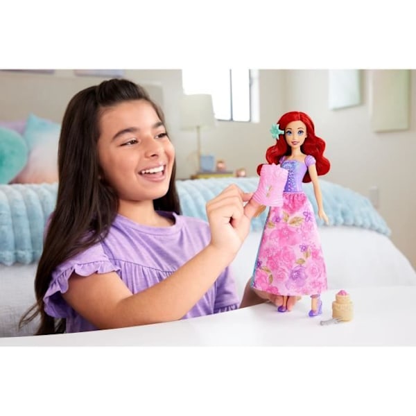 Snurra och avslöja Ariel Mattel Disney Princess Doll med 11 överraskningar HTV88