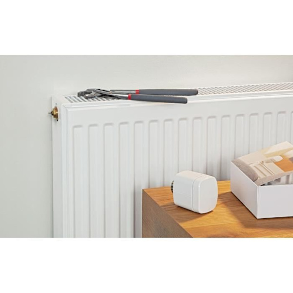 Intelligent Radiator Valve Eve Thermo - Apple HomeKit Technology and Bluetooth Thread Autonomous Programs