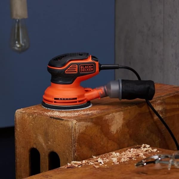 BLACK + DECKER KA199 Excenterslip - 240W - 125mm - Sladdansluten