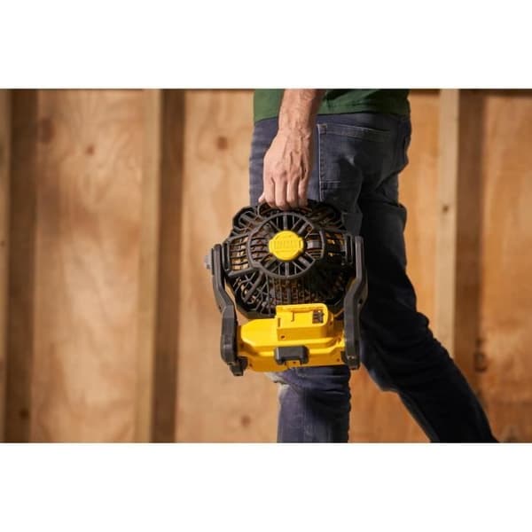 Sladdlös fläkt - Stanley Fatmax - SFMCE001B-XJ - 3 hastigheter - 8 timmars batteritid - Inget batteri