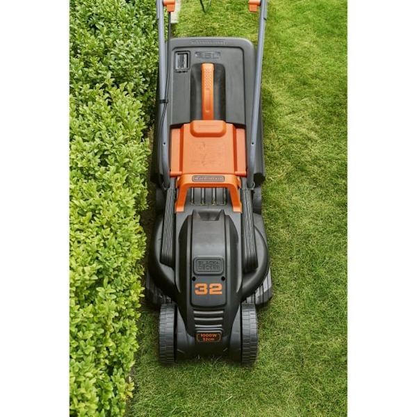 BLACK & DECKER Gräsklippare 32cm - 1000W BEMW351