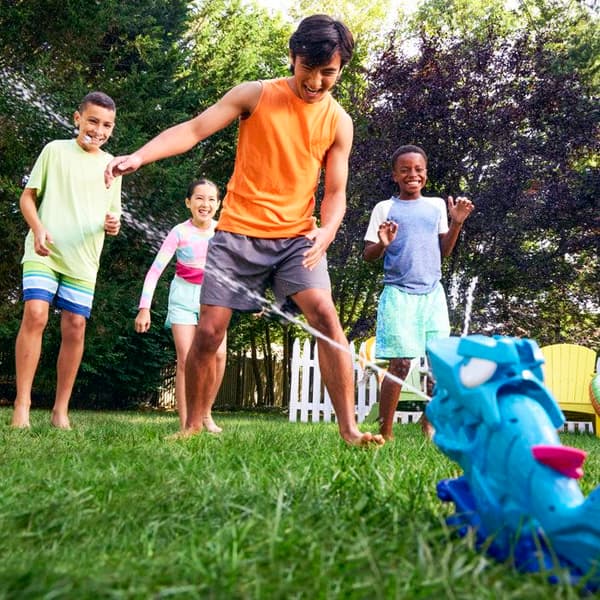 Nerf SOA Hop & Chomp, vattenstrålar, ledad käke, ansluts till trädgårdsslang, Nerf Super Soaker, från 3 år