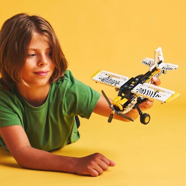 LEGO Technic 42198 Bush Plane - Byggspel för 8-åriga pojkar