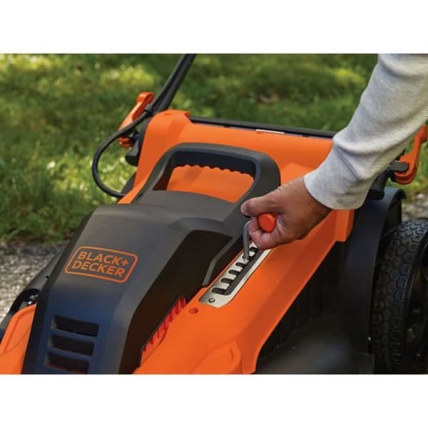 BLACK & DECKER Elektrisk gräsklippare 48cm 2000W Mulching