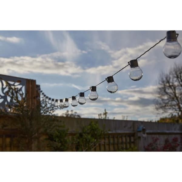 SMART GARDEN Globulb 40 LED varmvit solcellsljusslinga, 13,7 m, solpanel, IP44