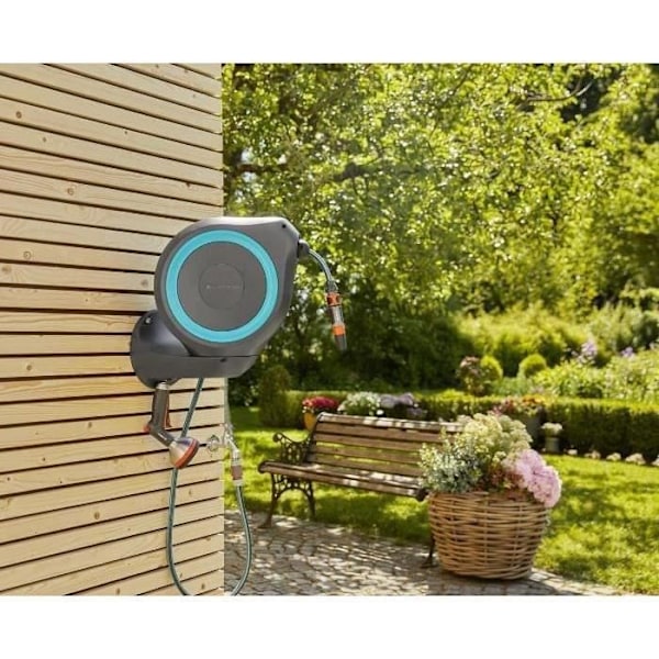 GARDENA Väggmonterad automatisk slangrulle RollUp S 15 m blå rand