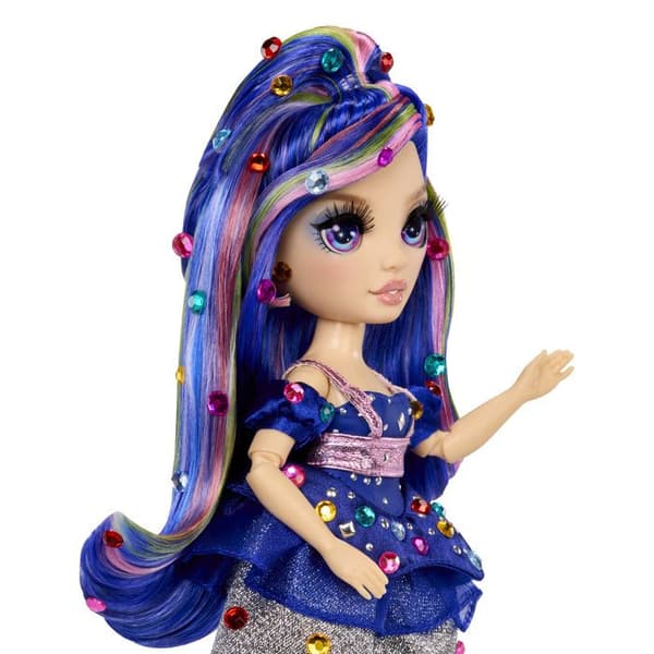 Rainbow High Be Bländande Modedocka - Genevieve Blå - 28 cm - Glittrande Ädelstenar och Tillbehör Ingår