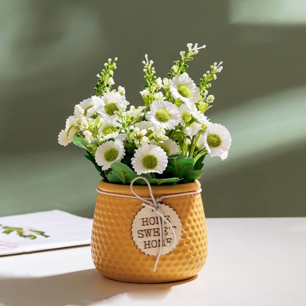 Konstgjord blomkrukad sidenrosbukett dekorerad keramik