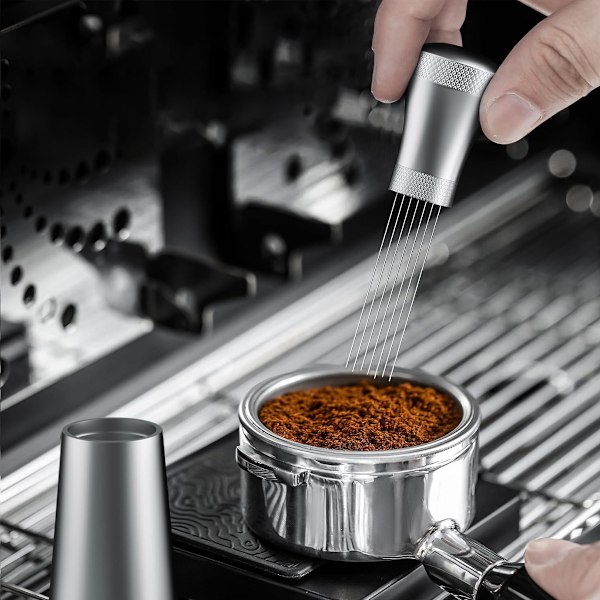 Avtakbar Kaffefordeler med Stativ med 7 Espresso-nåler 0,3 mm, Aluminiumverktøy Espresso Kaffefordeler, Gaver til Baristaer