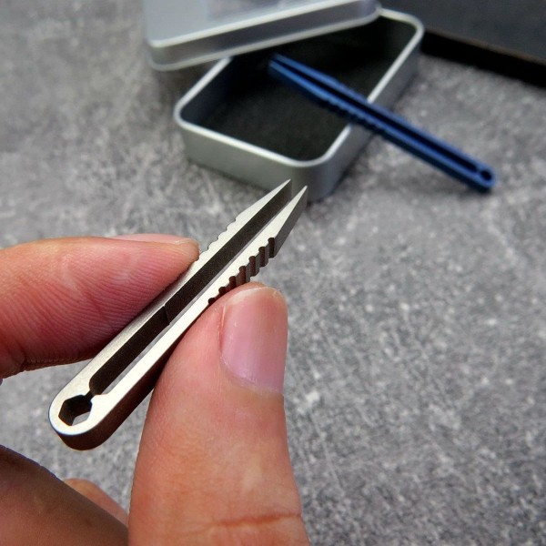 2-delad Mini Pinsett i Titan - Bärbar EDC-pincett i Titanlegering