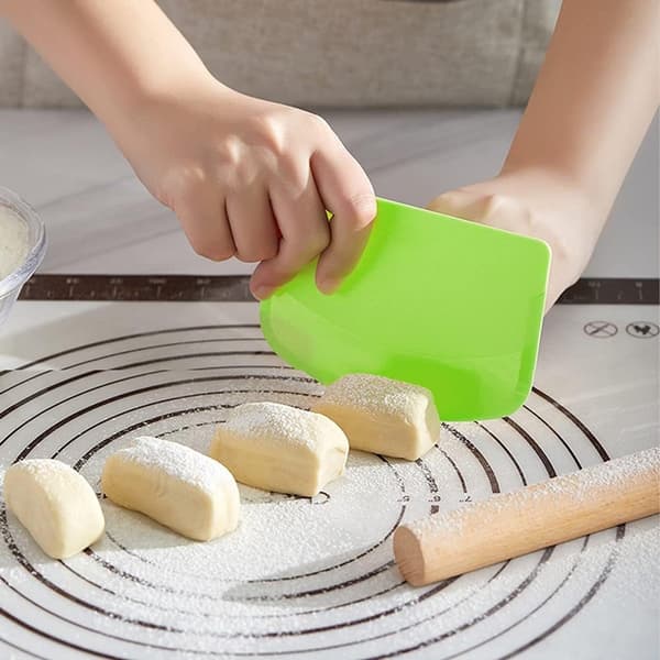 3-delt sett - Deigskrape - Halvsirkelformet deigkutter - Fondantskrape - Plast - 13,5*9 cm