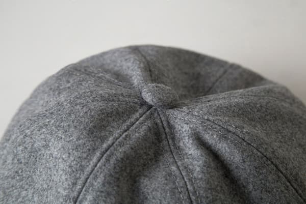 ING Dame ensfarvet beret - 13 cm - rød