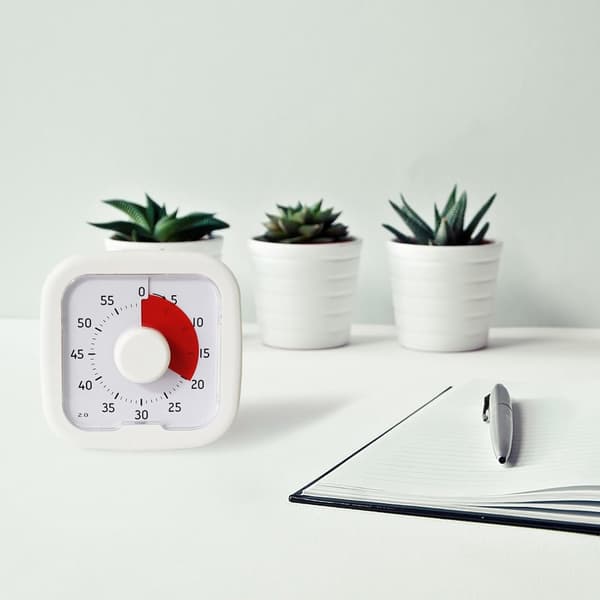 ING Digital Kjøkkentimer med Høy Alarm Roterbar Visuell Nedtellingstimer for Matlaging, Baking, Studier og Trening Hvit Multifunksjonstimer