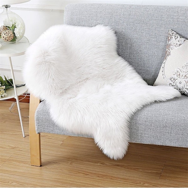 Lambskin sheepskin fur rug