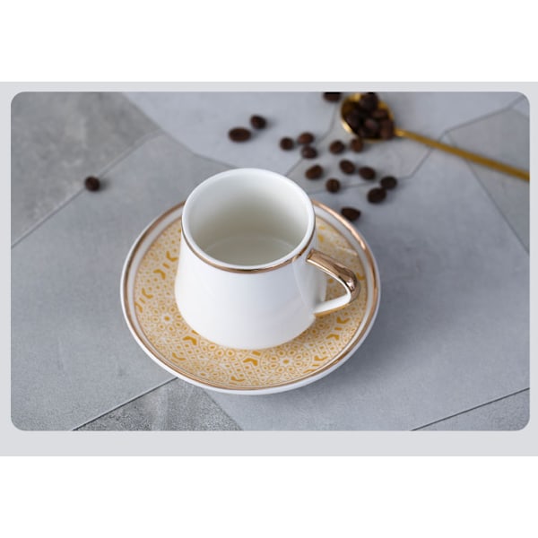 Vit keramisk kopp och fat modern design kaffekopp